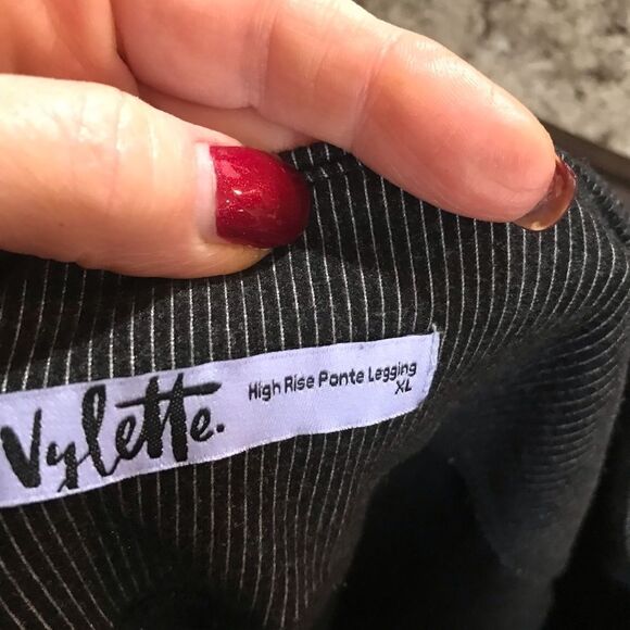 Valetta XL High Rise Ponte Pinstripe Leggings - Picture 4 of 9